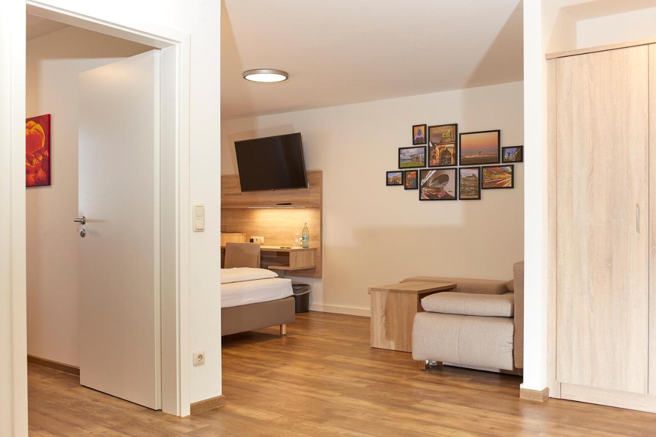 Hotel Cristal Nuremberg ภายนอก รูปภาพ