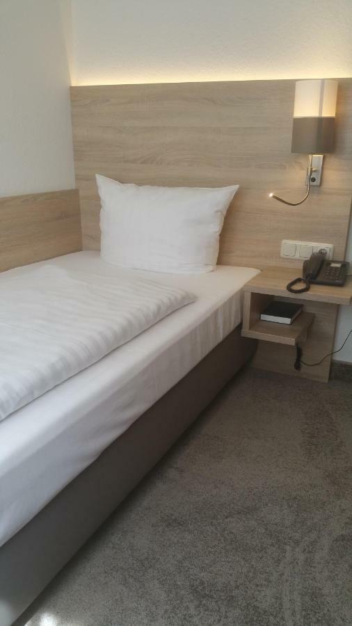 Hotel Cristal Nuremberg ภายนอก รูปภาพ