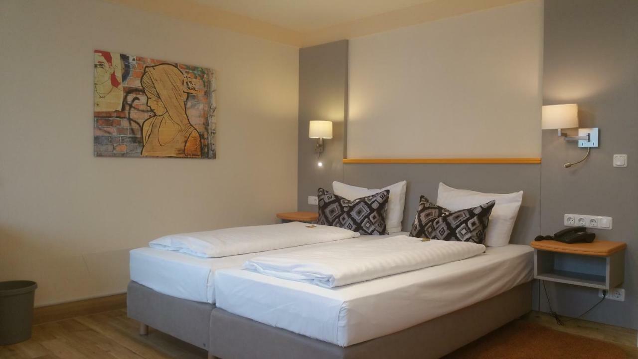 Hotel Cristal Nuremberg ภายนอก รูปภาพ