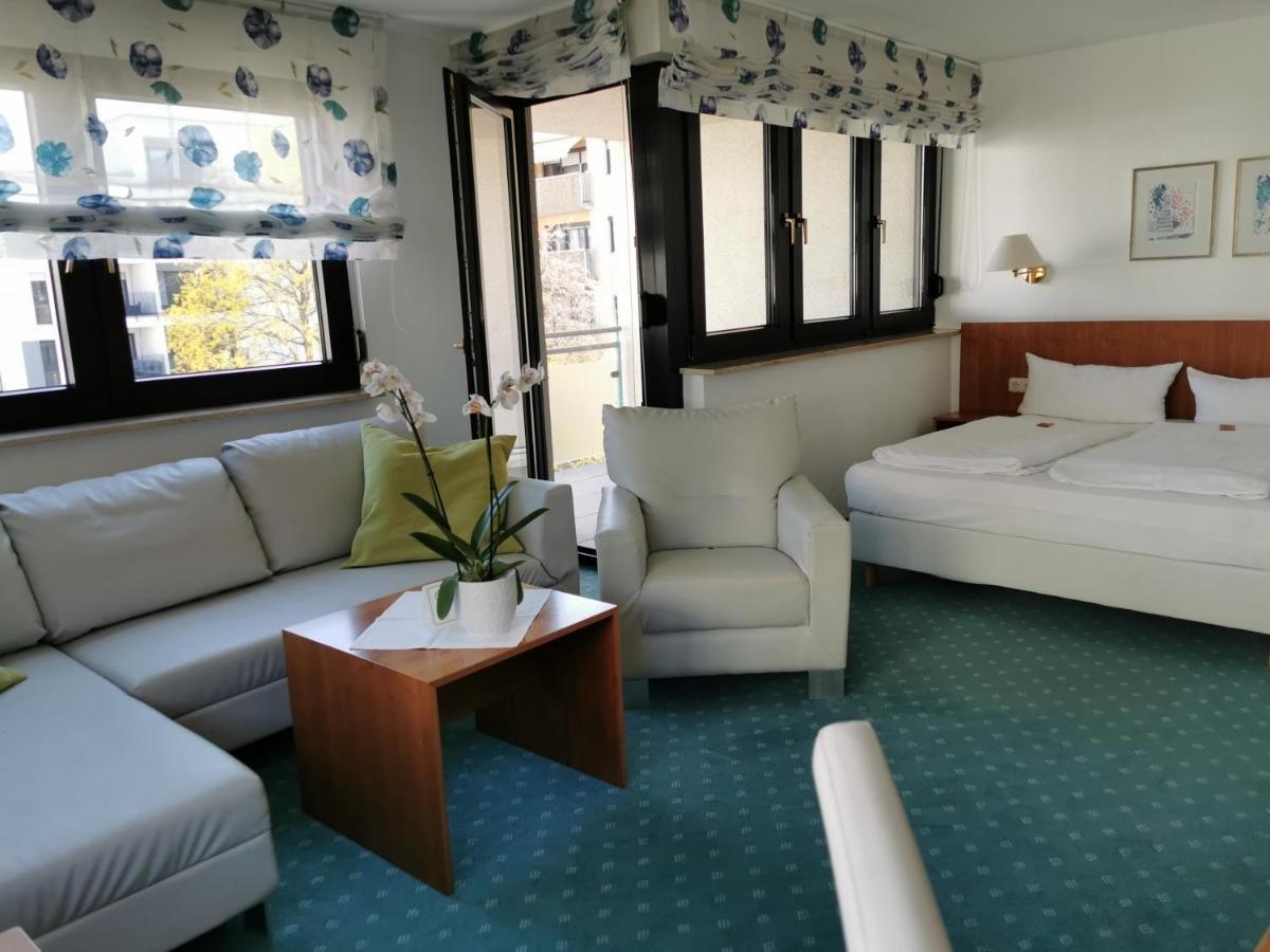 Hotel Cristal Nuremberg ภายนอก รูปภาพ