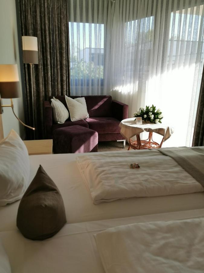 Hotel Cristal Nuremberg ภายนอก รูปภาพ