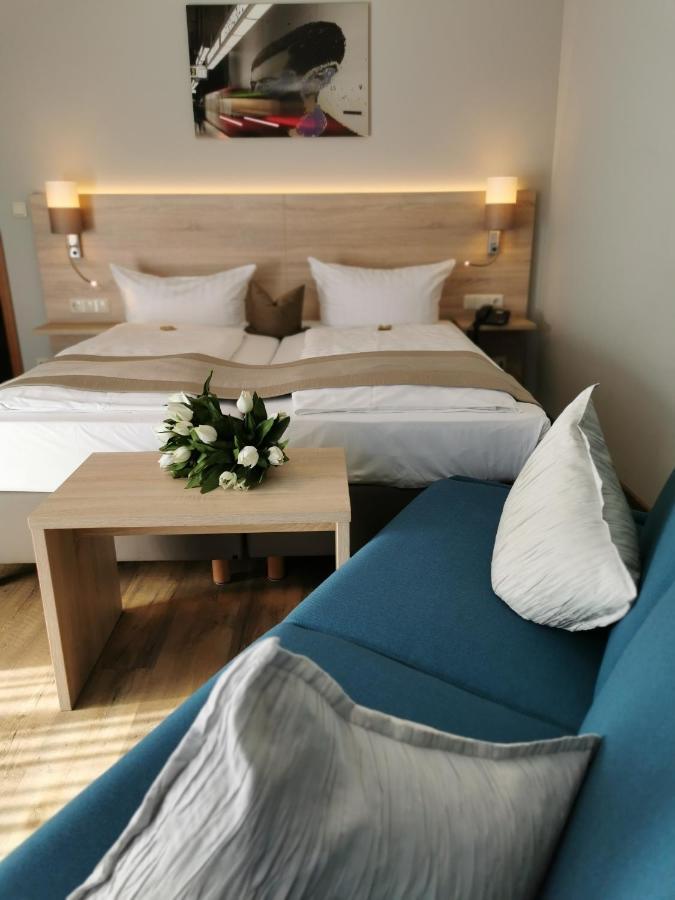 Hotel Cristal Nuremberg ภายนอก รูปภาพ